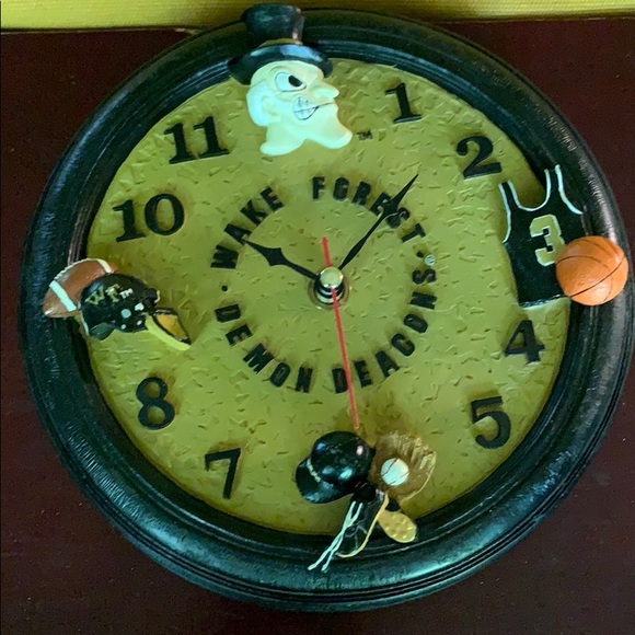 COLLEGE MERCH NIB - Picture 8 of 8